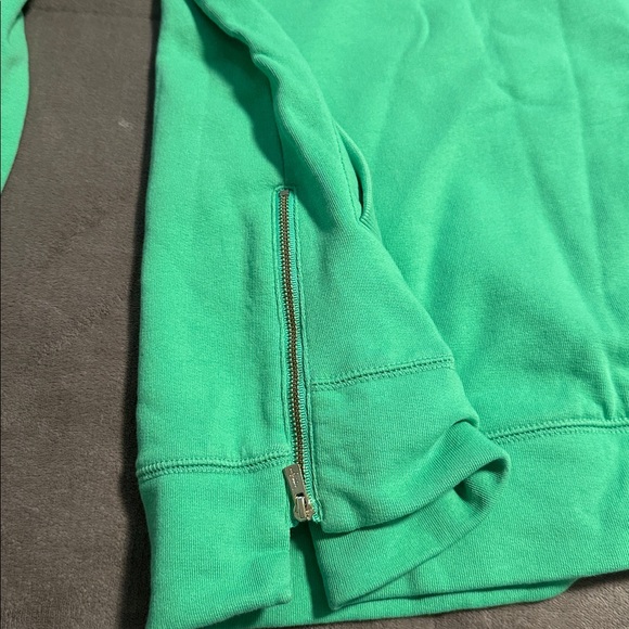 Lilly Pulitzer beach comber pullover - Picture 5 of 6